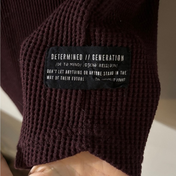 ✨2/$30✨Primark Maroon Waffled Sweater - Picture 2 of 3